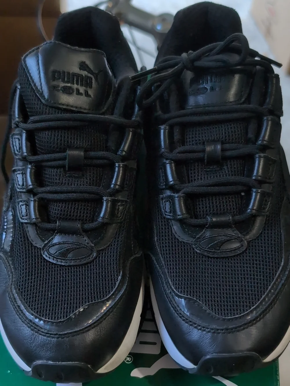 Puma Sneakers